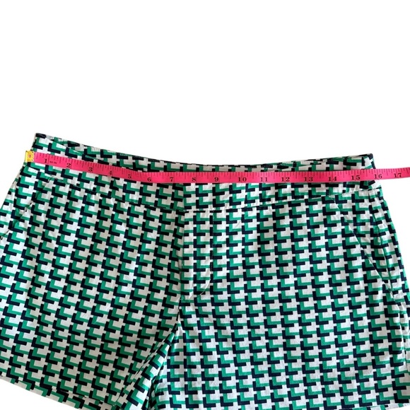Joie Green and White Geometric Shorts - Picture 3 of 8